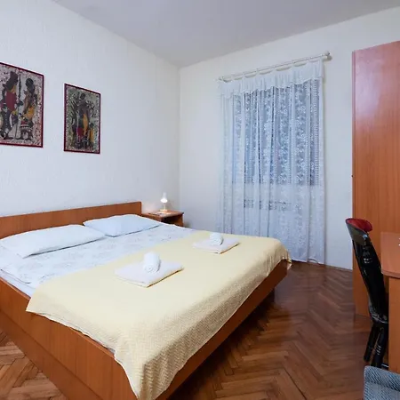 Beautiful In With Wi-fi Apartment Banjole