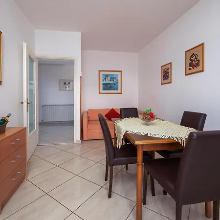 Apartment Jenny Br, 2 Porec